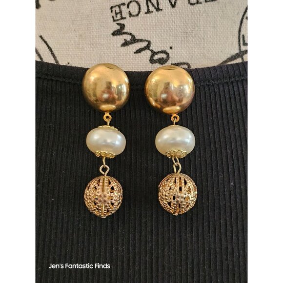 Gold Toned Filigree & Costume Pearl Long Dangle Post Back Earrings 2.5" Vintage - Picture 3 of 3